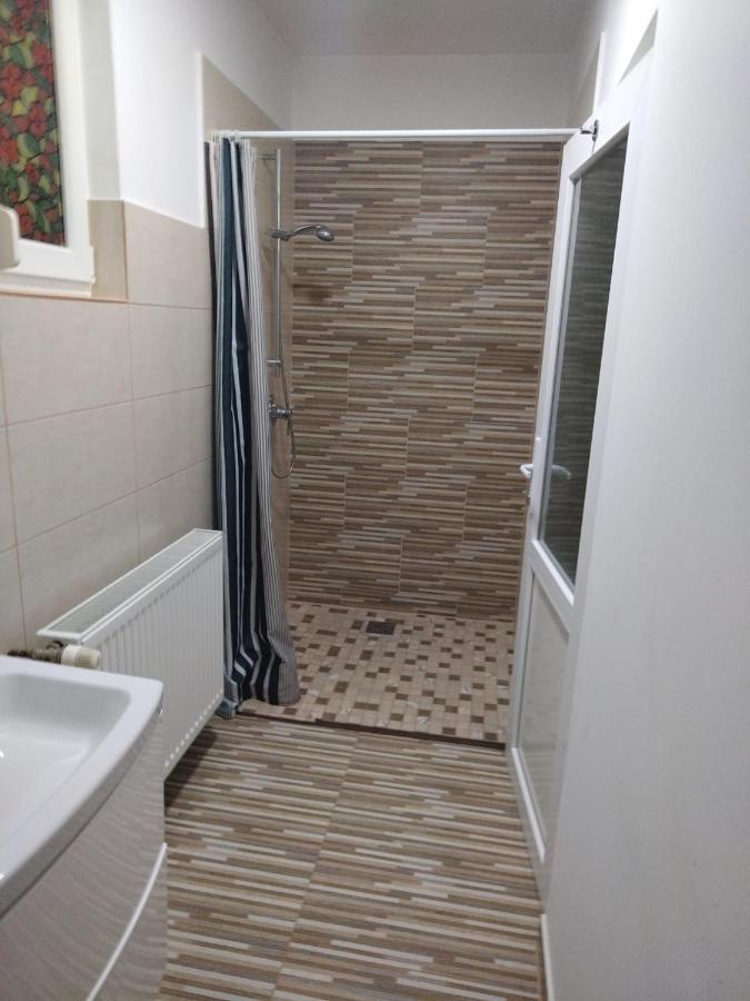 Casa Elena Apartment ซิวิโชอารา ภายนอก รูปภาพ